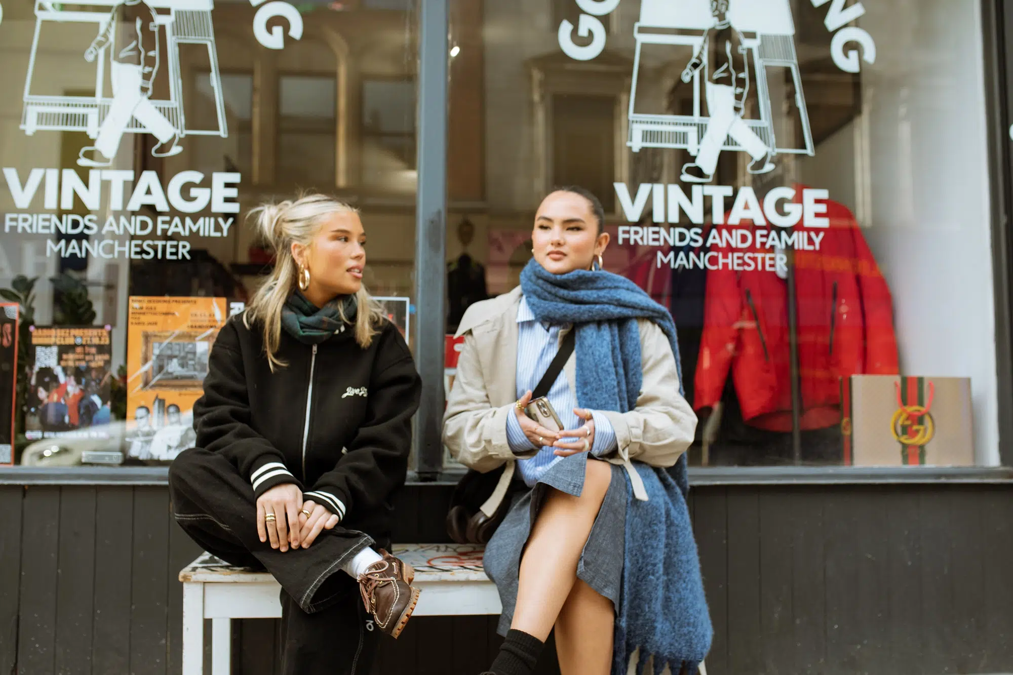 Live with in-common people