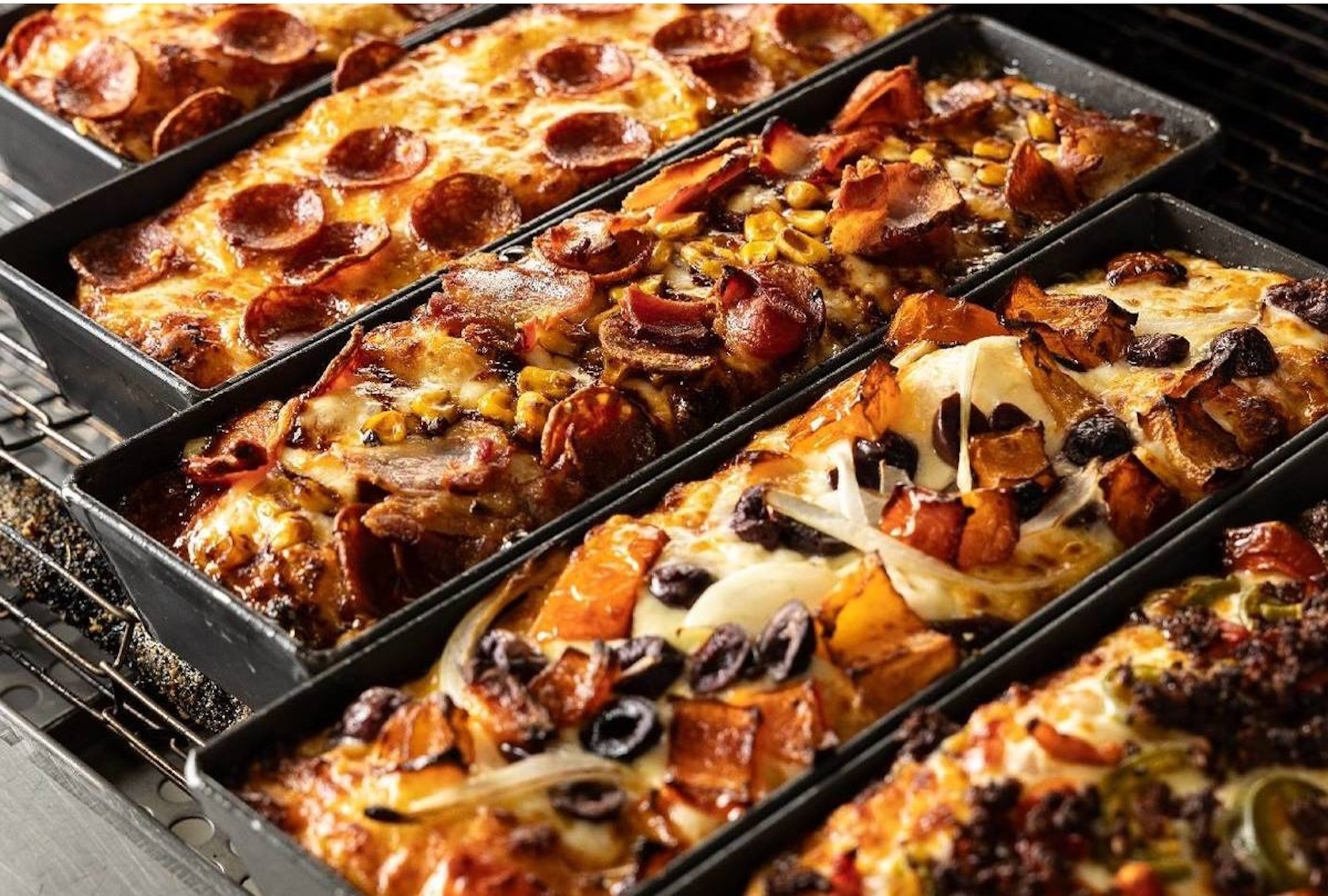 Detroit Slims to open at Circle Square