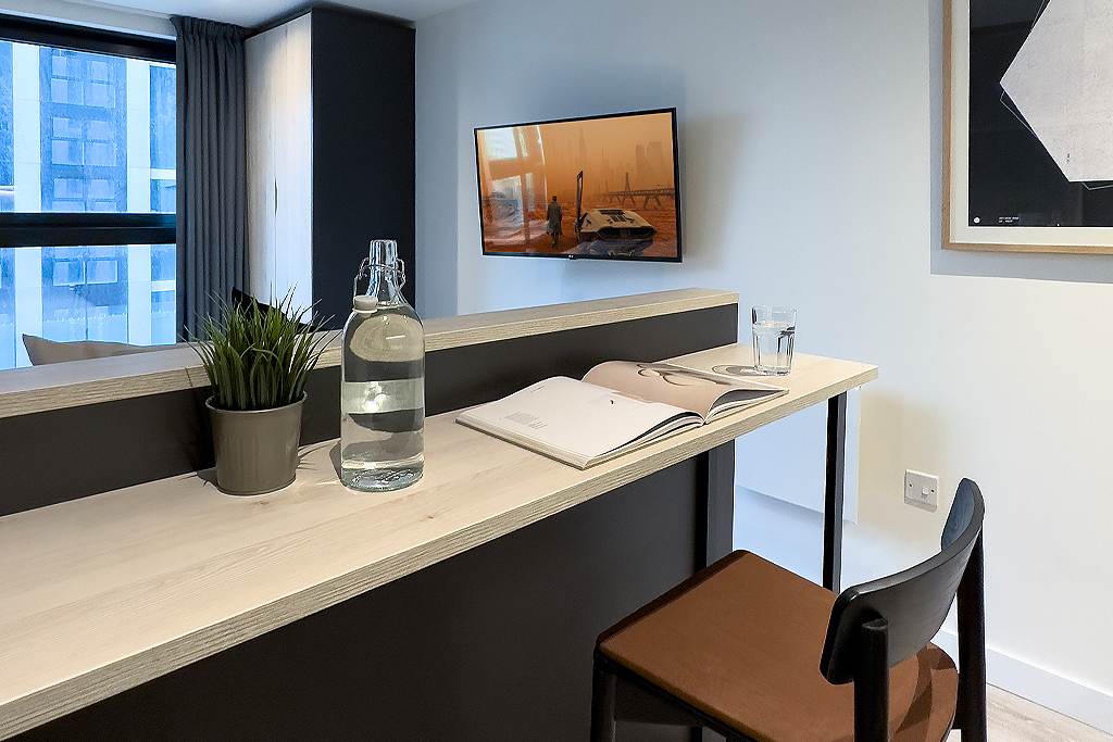 studio apartment kitchen worktop